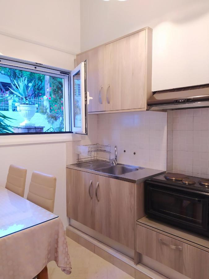 Christina's House Parga